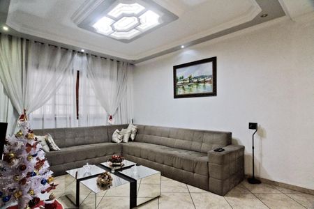 Sala de casa para alugar com 3 quartos, 300m² em Parque Sao Domingos, São Paulo