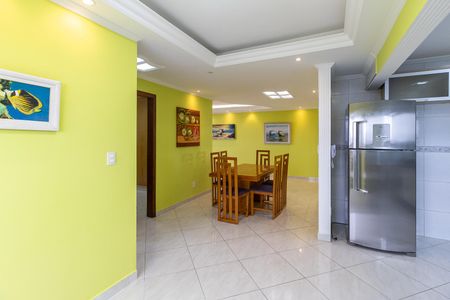 Apartamento para alugar com 2 quartos, 93m² em Guilhermina, Praia Grande