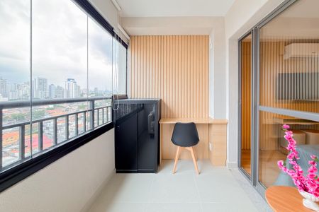 Studio para alugar com 32m², 1 quarto e sem vagaVaranda