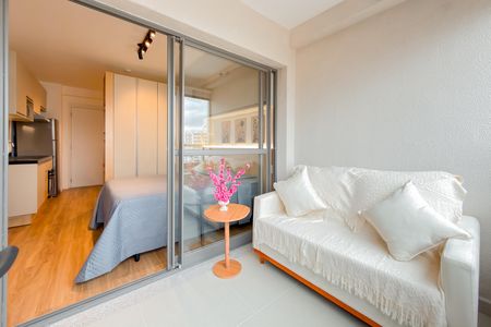 Studio para alugar com 32m², 1 quarto e sem vagaVaranda