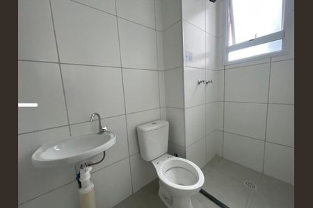 Banheiro de apartamento para alugar com 2 quartos, 37m² em Jardim, Santo André