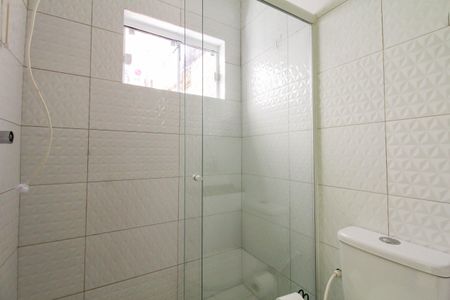 Banheiro de apartamento para alugar com 1 quarto, 28m² em Igará, Canoas