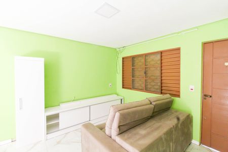 Sala/Quarto de apartamento para alugar com 1 quarto, 28m² em Igará, Canoas
