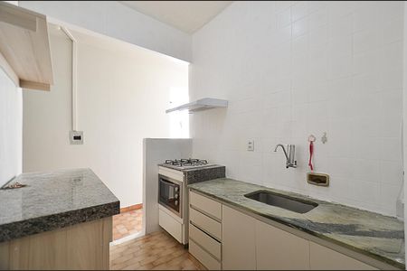 Apartamento para alugar com 91m², 2 quartos e sem vagaBanheiro