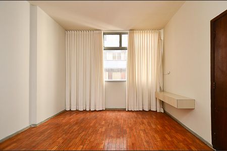 Apartamento para alugar com 91m², 2 quartos e sem vagaSala de Estar