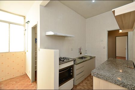 Apartamento para alugar com 91m², 2 quartos e sem vagaCozinha