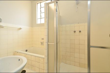 Apartamento para alugar com 91m², 2 quartos e sem vagaBanheiro