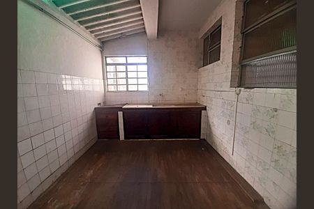 Área de serviço de casa para alugar com 3 quartos, 120m² em Centro, Betim