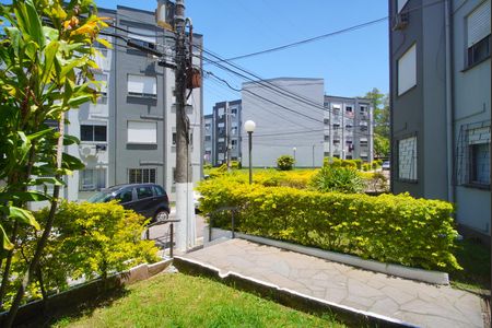 Sala - Vista de apartamento para alugar com 3 quartos, 62m² em Jardim Itu, Porto Alegre