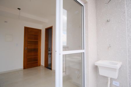 Varanda de kitnet/studio à venda com 1 quarto, 24m² em Vila Carrão, São Paulo