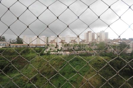 vista de apartamento para alugar com 3 quartos, 55m² em Jardim Santa Teresinha, São Paulo