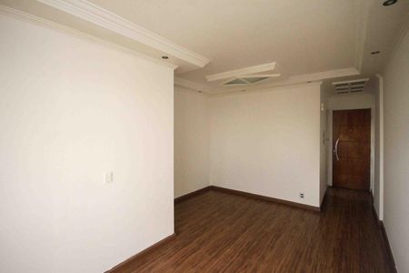 Sala de apartamento para alugar com 3 quartos, 55m² em Jardim Santa Teresinha, São Paulo