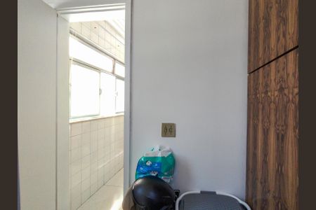 Apartamento à venda com 80m², 2 quartos e sem vagaQuarto de Serviço