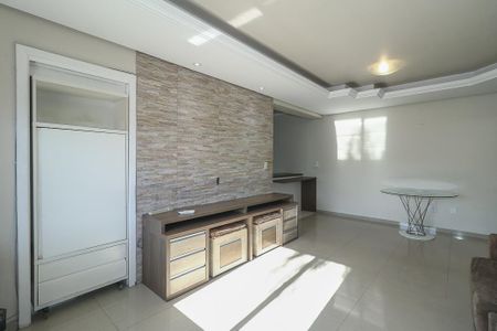 Sala de casa para alugar com 3 quartos, 266m² em Chácara das Pedras, Porto Alegre