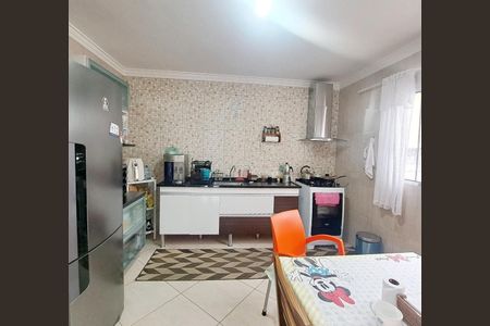 Cozinha de casa à venda com 2 quartos, 82m² em Umuarama, Osasco