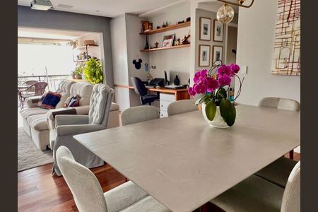 Apartamento à venda com 3 quartos, 110m² em Vila Alexandria, São Paulo