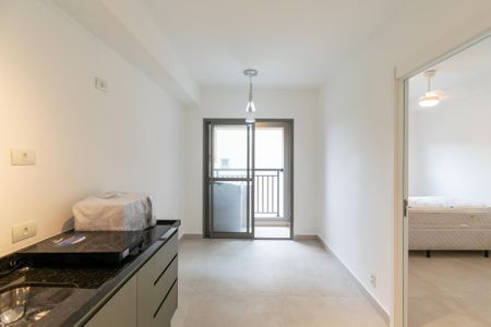 Sala/Cozinha de apartamento para alugar com 1 quarto, 28m² em Jardim Prudência, São Paulo