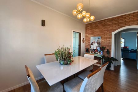 Sala de casa para alugar com 4 quartos, 200m² em Jardim Baroneza, Campinas