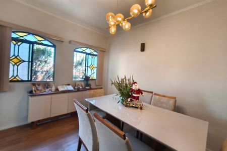 Sala de casa para alugar com 4 quartos, 200m² em Jardim Baroneza, Campinas