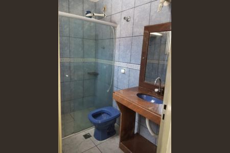 Banheiro de apartamento para alugar com 3 quartos, 80m² em Pirajá, Belo Horizonte