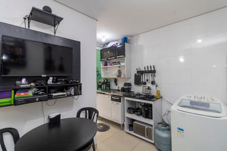 Sala/Cozinha de apartamento à venda com 1 quarto, 38m² em Vila Mazzei, São Paulo
