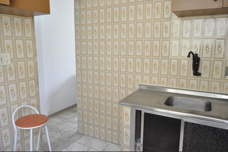 Apartamento para alugar com 2 quartos, 45m² em Tomás Coelho, Rio de Janeiro