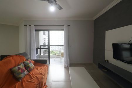 Sala de apartamento para alugar com 3 quartos, 134m² em V Guaruja, Guarujá
