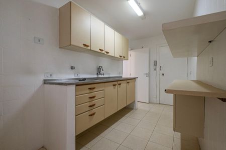 Apartamento para alugar com 75m², 2 quartos e 1 vagaCozinha