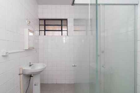 Banheiro de apartamento para alugar com 1 quarto, 52m² em Centro Histórico, Porto Alegre