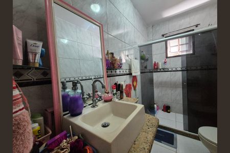 Casa de condomínio para alugar com 85m², 2 quartos e sem vagaBanheiro 