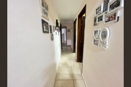 Casa à venda com 3 quartos, 220m² em Vila Vitória, Santo André