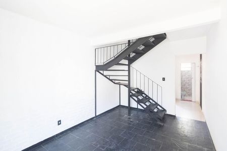 Sala de casa de condomínio para alugar com 2 quartos, 55m² em Campo Grande, Rio de Janeiro