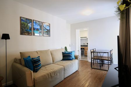 Sala de apartamento à venda com 2 quartos, 55m² em Pompéia, Belo Horizonte