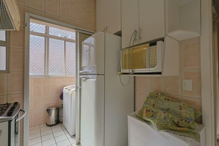 Cozinha de apartamento à venda com 2 quartos, 60m² em Santa Branca, Belo Horizonte