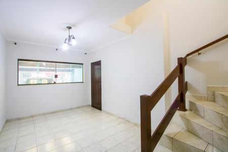 Sala de casa para alugar com 2 quartos, 198m² em Jardim Cristiane, Santo André