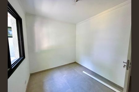 Quarto 2 de casa à venda com 3 quartos, 180m² em Jardim Santa Mena, Guarulhos