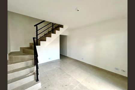 Sala de casa à venda com 3 quartos, 180m² em Jardim Santa Mena, Guarulhos