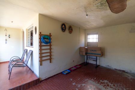 Varanda de casa à venda com 2 quartos, 330m² em Vila Paraiso, Campinas