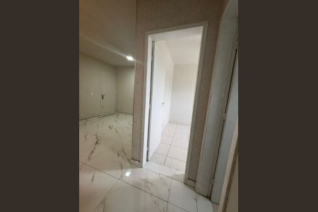 Foto 06 de apartamento à venda com 2 quartos, 44m² em Kennedy, Contagem