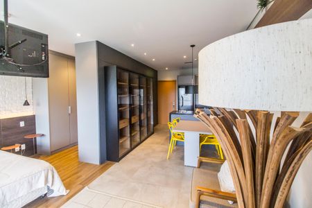 Sala de apartamento para alugar com 1 quarto, 45m² em Centro de Apoio I (alphaville), Santana de Parnaíba