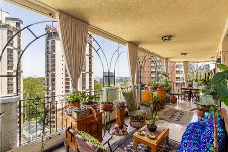 Apartamento à venda com 3 quartos, 260m² em Jardim Fonte do Morumbi, São Paulo