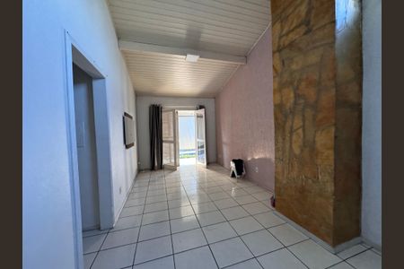 Casa para alugar com 2 quartos, 80m² em Scharlau, São Leopoldo