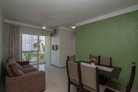 Sala de apartamento para alugar com 2 quartos, 50m² em Vila Ipe, Hortolândia