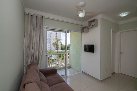 Sala de apartamento para alugar com 2 quartos, 50m² em Vila Ipe, Hortolândia
