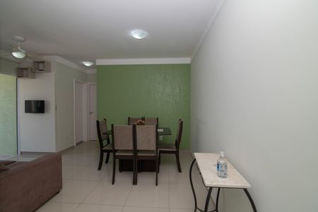 Sala de apartamento para alugar com 2 quartos, 50m² em Vila Ipe, Hortolândia
