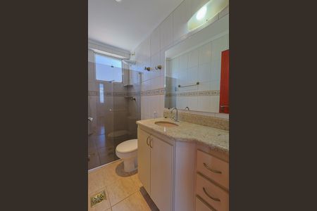 Banheiro de apartamento à venda com 2 quartos, 68m² em Serra, Belo Horizonte