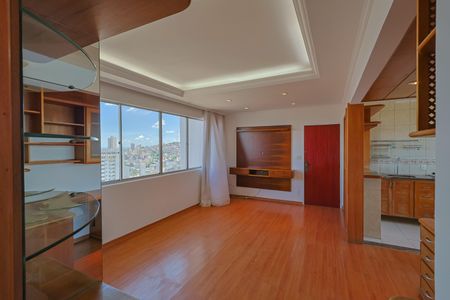 Sala de apartamento à venda com 2 quartos, 68m² em Serra, Belo Horizonte