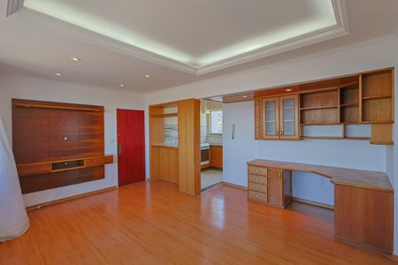 Sala de apartamento à venda com 2 quartos, 68m² em Serra, Belo Horizonte