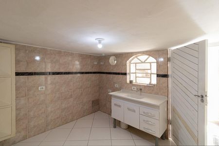 Cozinha de apartamento para alugar com 1 quarto, 33m² em Parque Paineiras, São Paulo