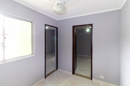 Sala de apartamento à venda com 2 quartos, 42m² em Jardim Dona Sinha, São Paulo